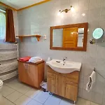 Familia Guest house 4*