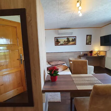 Familia Guest house 3*