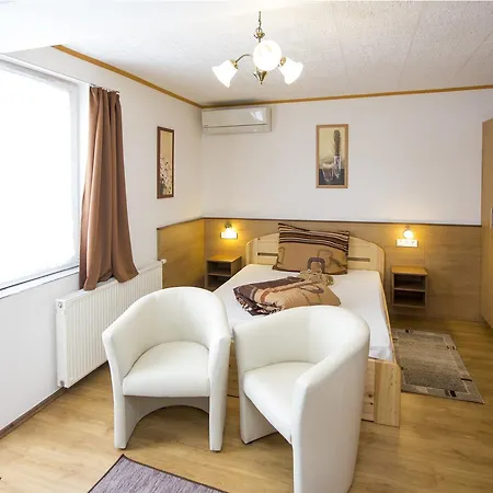 Familia Maison d'hôtes Hévíz