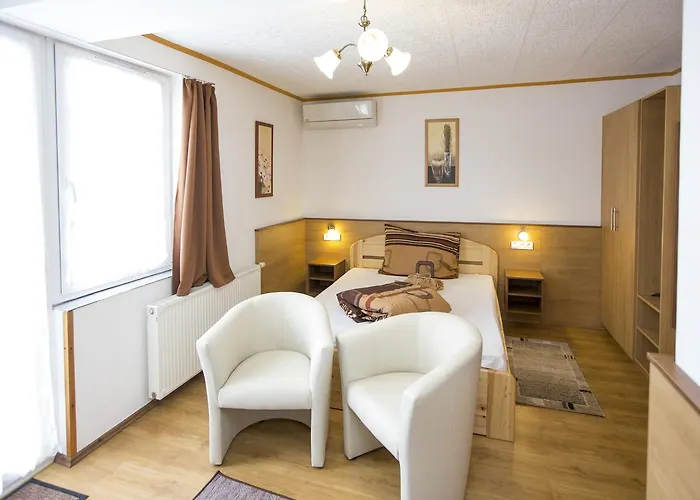 Familia Gasthuis Hévíz